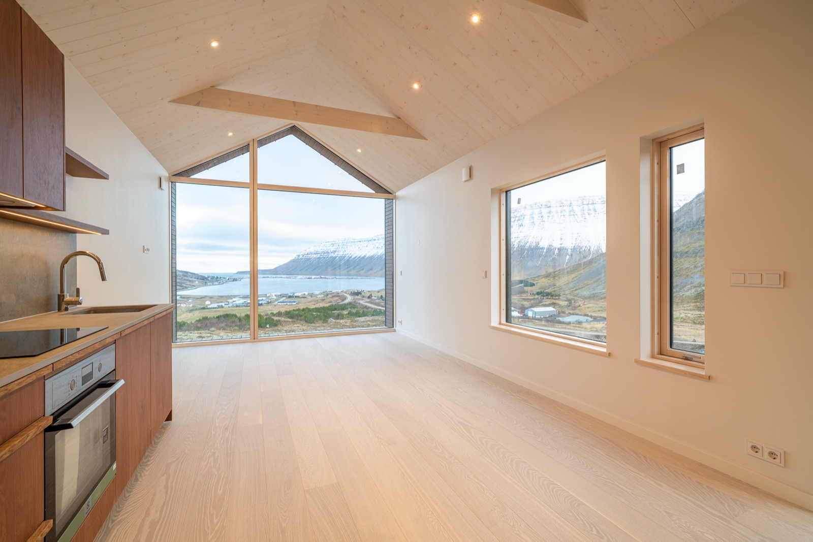 Dagverdardalur-Isafjordur-1